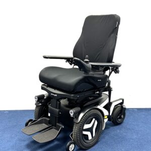 Permobil F3 Corpus Powerchair Arctic Front